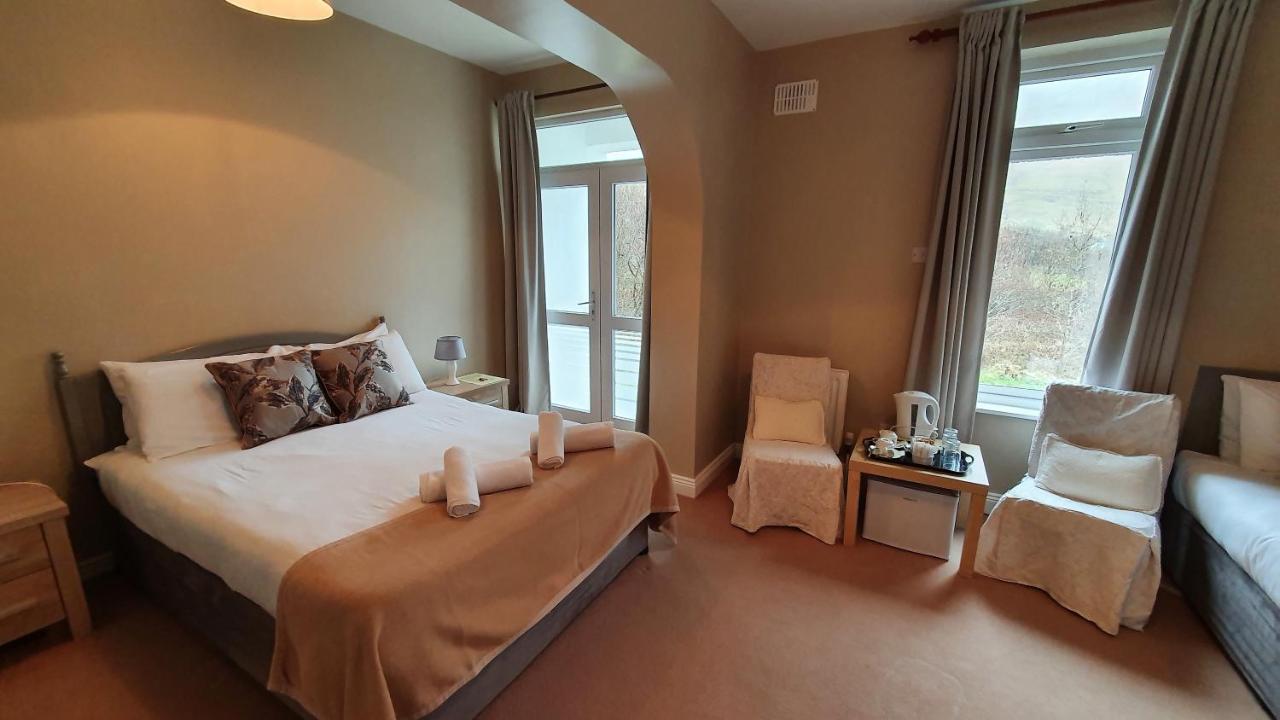 Portfinn Lodge ลีนอน ภายนอก รูปภาพ