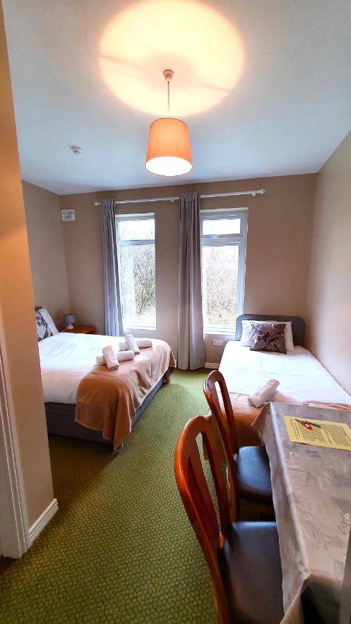 Portfinn Lodge ลีนอน ภายนอก รูปภาพ